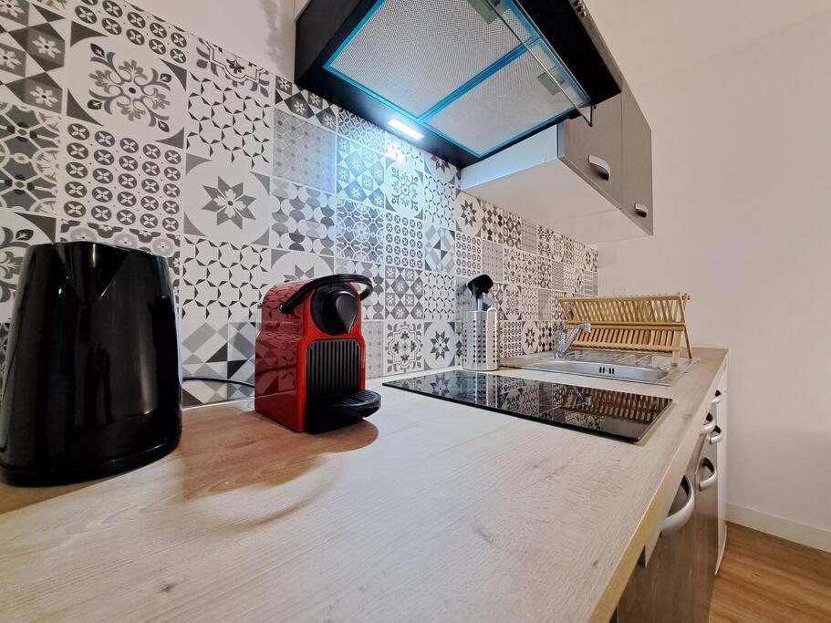 Verone, Charmant Studio Reims Bagian luar foto